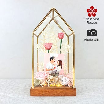 PR2304 Romance Mansion Preserved Flowers with Personalised Photo)