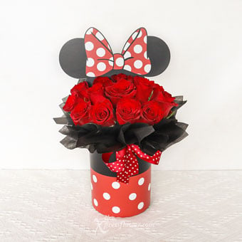 DSAR2305 Minnie's Passion (18 Red Roses Disney Bloom Box) 