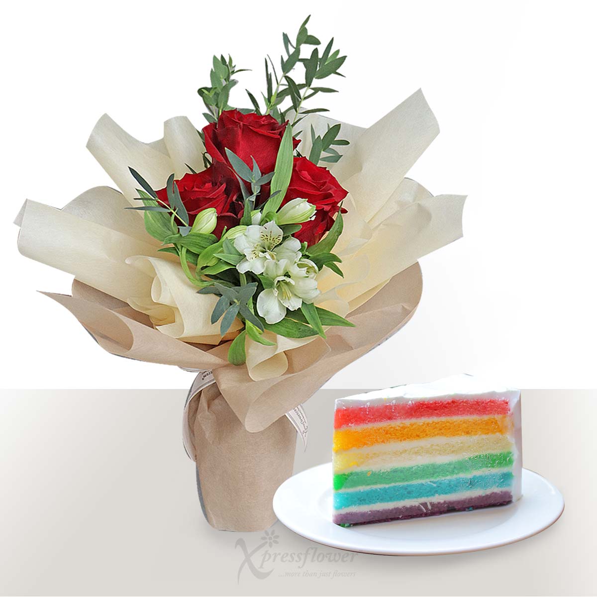 Flavoursome Blooms (3 Red Roses with Sliced Cake)