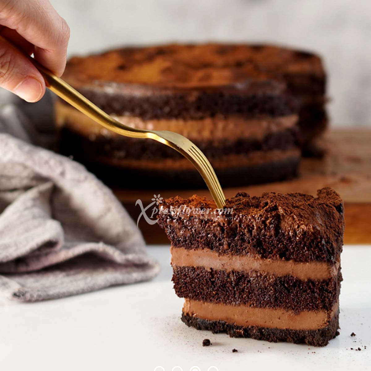 CFC2301 The Feline Seduction Dark Chocolate Cheesecake (Cat & The Fiddle) 1c