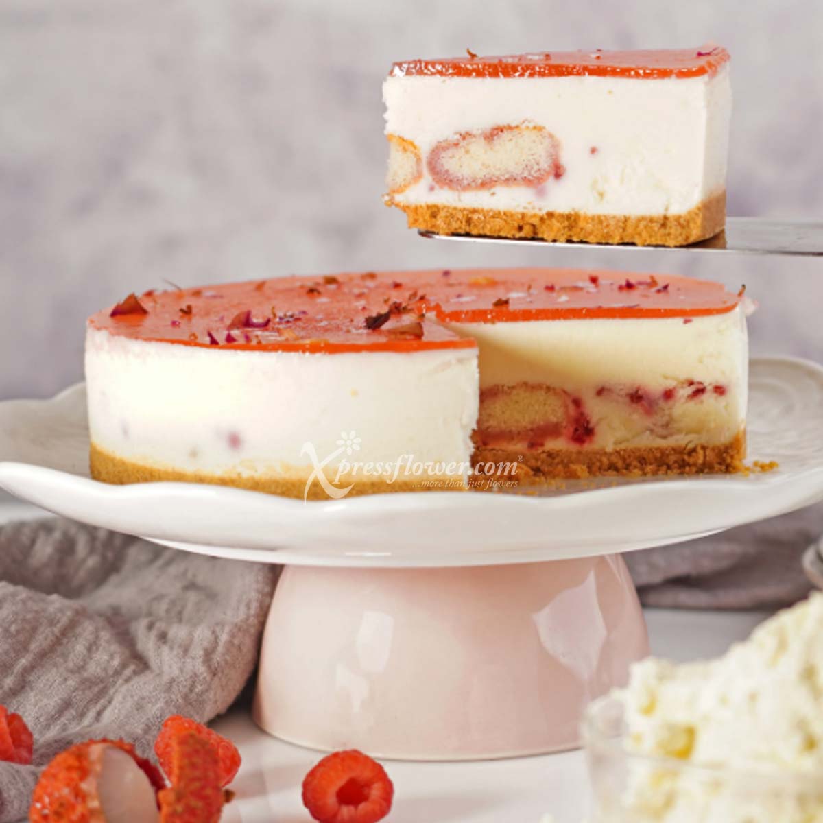 CFC2302 The Emperor’s Romance Luscious Lychee Cheesecake (Cat & The Fiddle) 1b