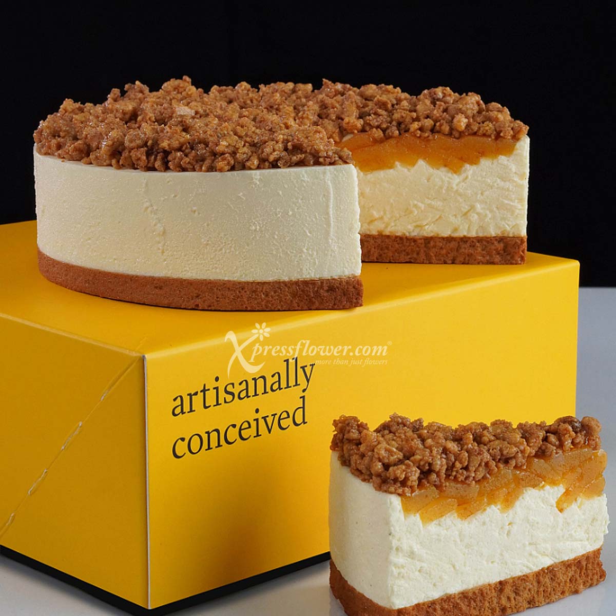 Apple of My Eye Apple Crumble Cheesecake (Cat & The Fiddle)