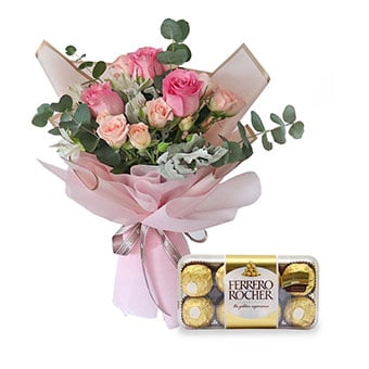 Sweet Romance (3 Dark Pink Roses & Ferrero Rochers 16pcs)