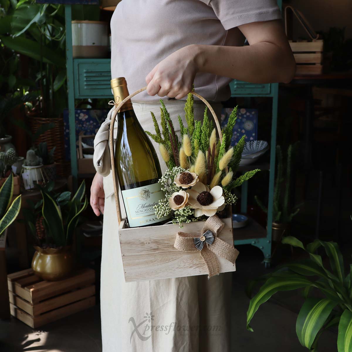 AR2303 Wooden Splendour (Moscato with Wooden Flowers) 4a