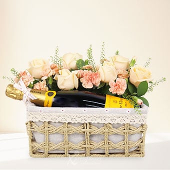 Champagne Blush (Champagne Roses with  Veuve Clicquot Brut Champagne)