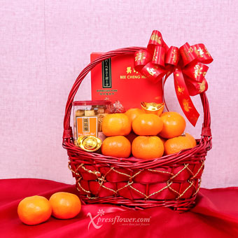 Perfect Fortune (CNY Hamper - 10 Mandarin Oranges with Bee Cheng Hiang Bak Kwa & Chicken Roll)