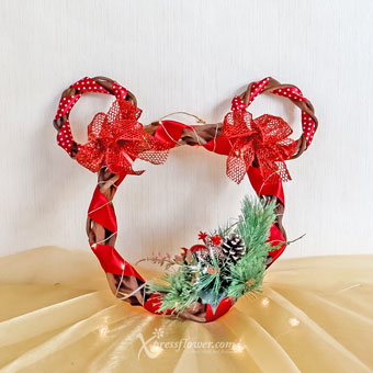 Disney Reception (Mickey Mouse Christmas Wreath)