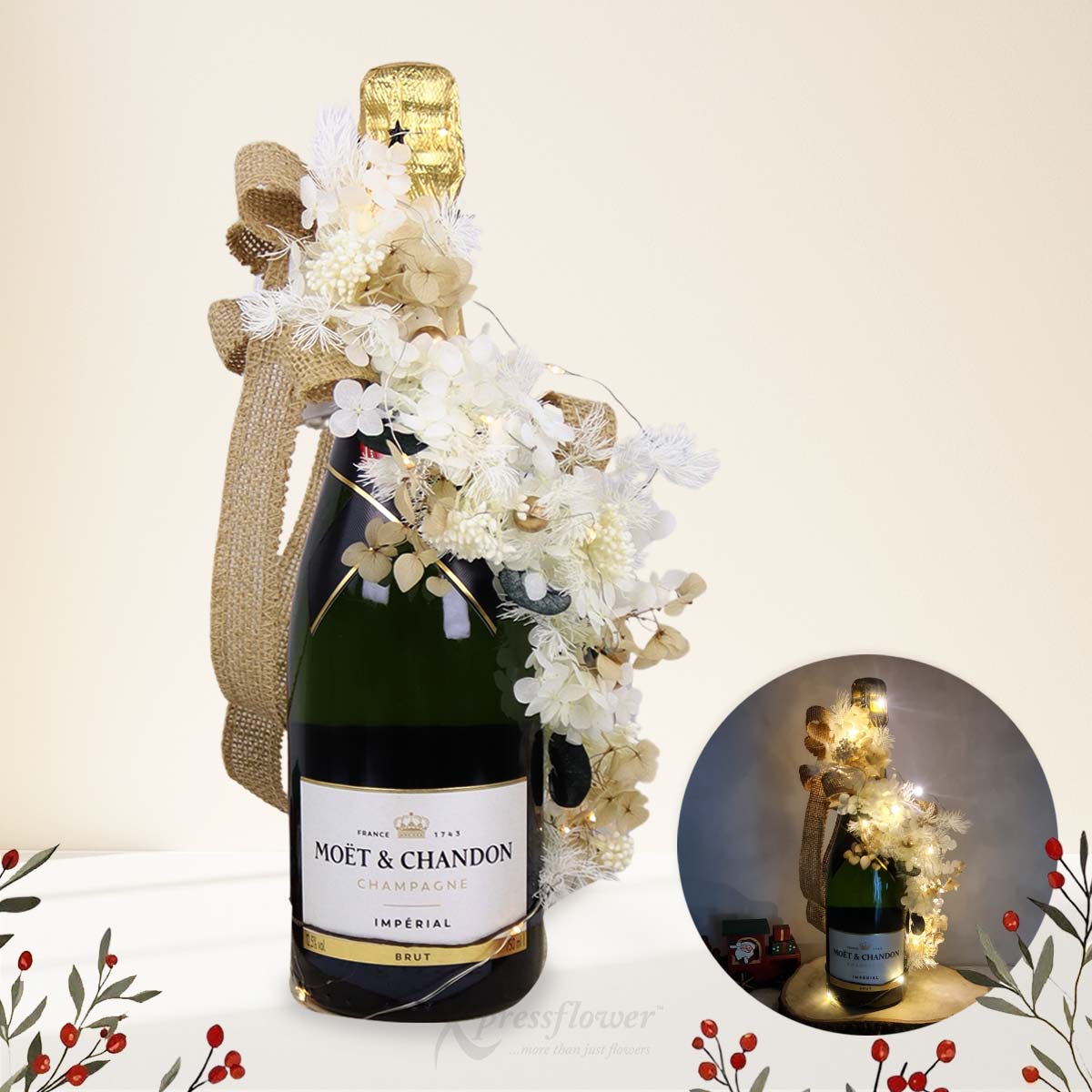 Golden Spark (Moet & Chandon Champagne with Christmas decorations)