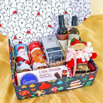 XMGB2254 Goodies Lounge Christmas Gift Box