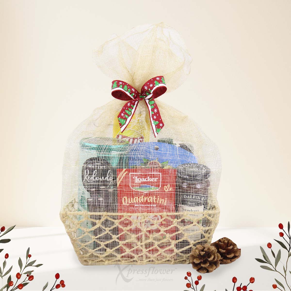 XMGH2583 Seasons Delight Christmas Gift Basket 1b