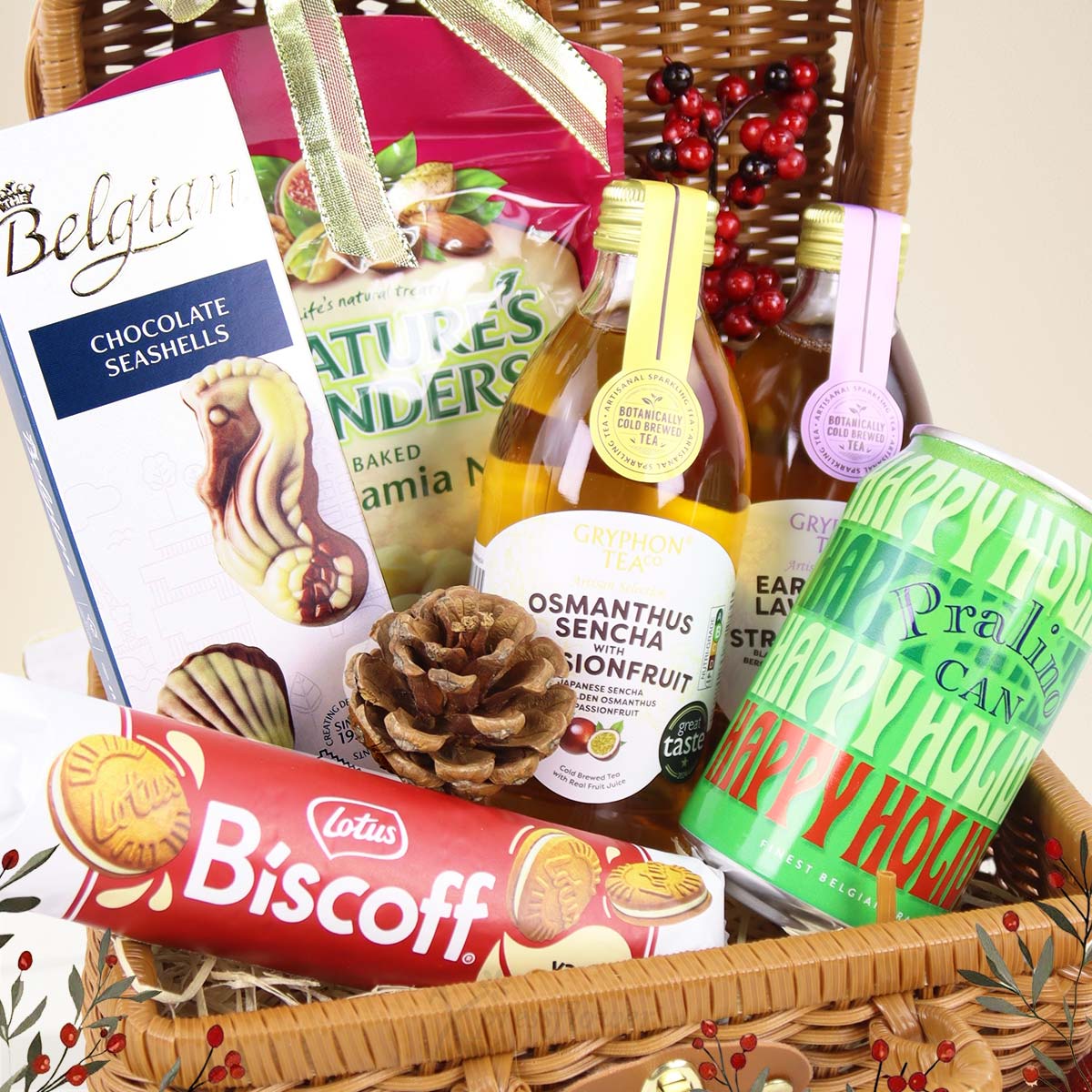 XMGH2584 Indulgent Harmony Christmas Gift Box 1c