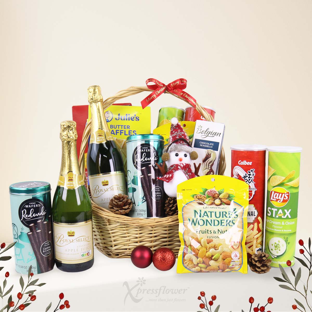XMGH2589 Merry Basket Christmas Gift Basket 1b