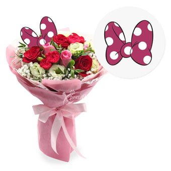 DSBQ1810 Your Destiny (4 Pink & 4 Red Roses Disney Bouquet)
