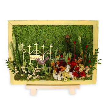 Morning Garden (Moss art with preserved flowers)