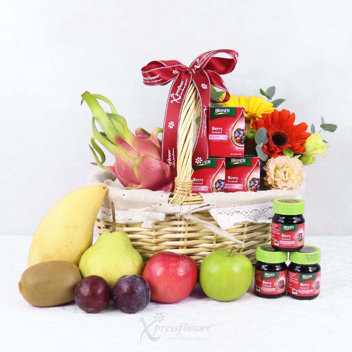 HE2501 Berry Bloom Fruits & Brands Berry Essence Hamper 1b