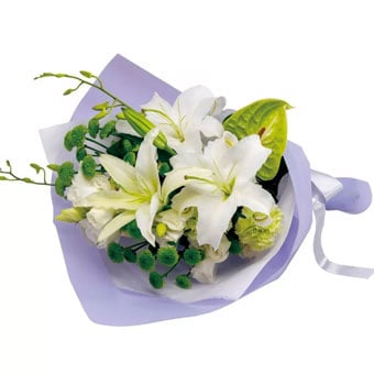 Funeral Bouquet in White and Green (JP)