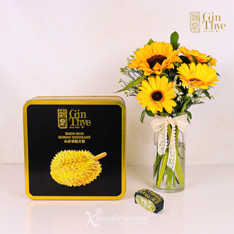 Saffron Serenity (Sunflower & Geberas with Gin Thye Durian Snowskin Mooncakes)