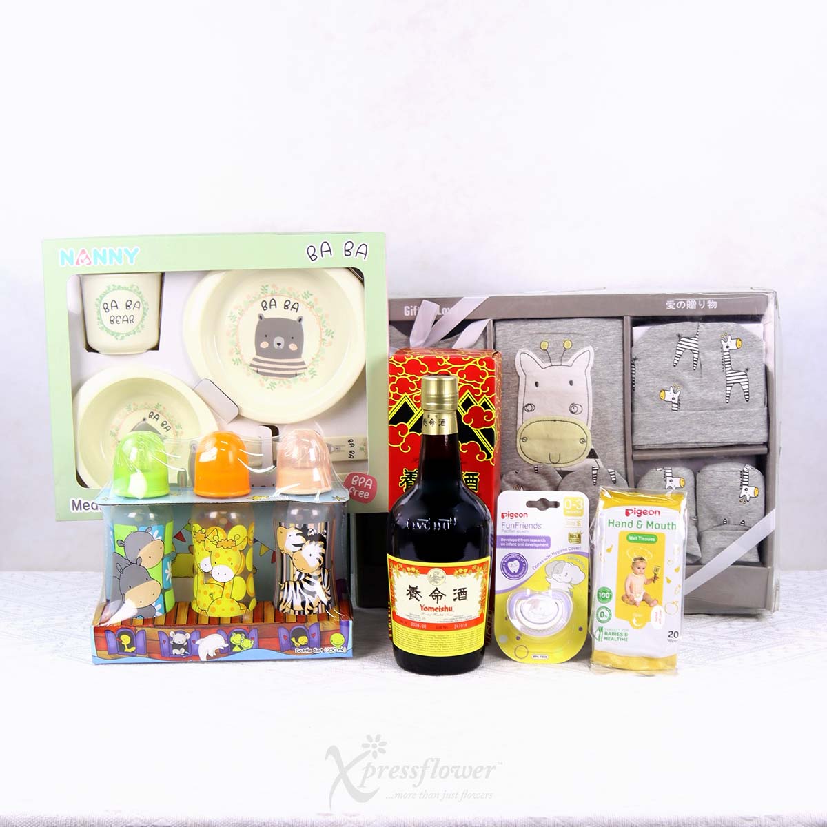 NB2524 Comfort Crate New Born Baby Hamper 1b