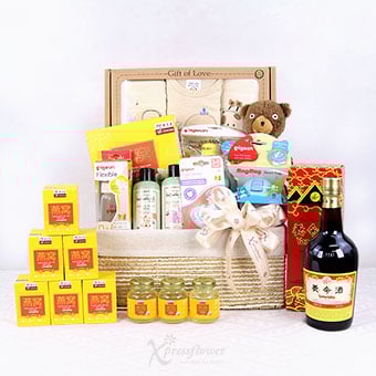 Cuddle Comfort (New Born Baby Hamper)