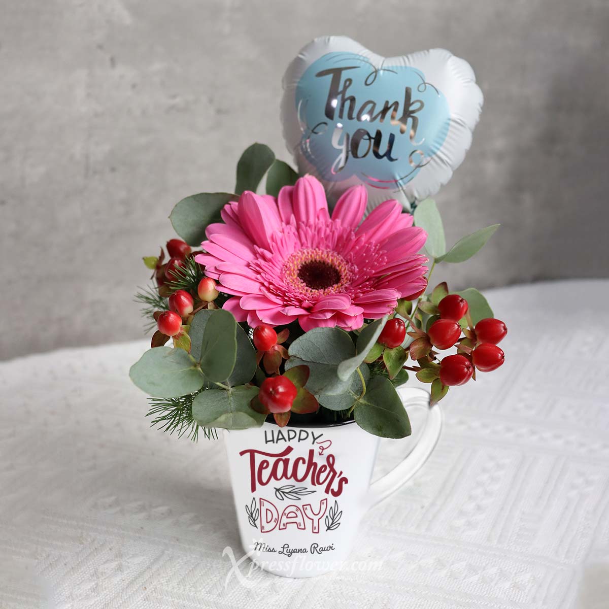 KS2202 Thankful (1 Dark Pink Gerbera with 5