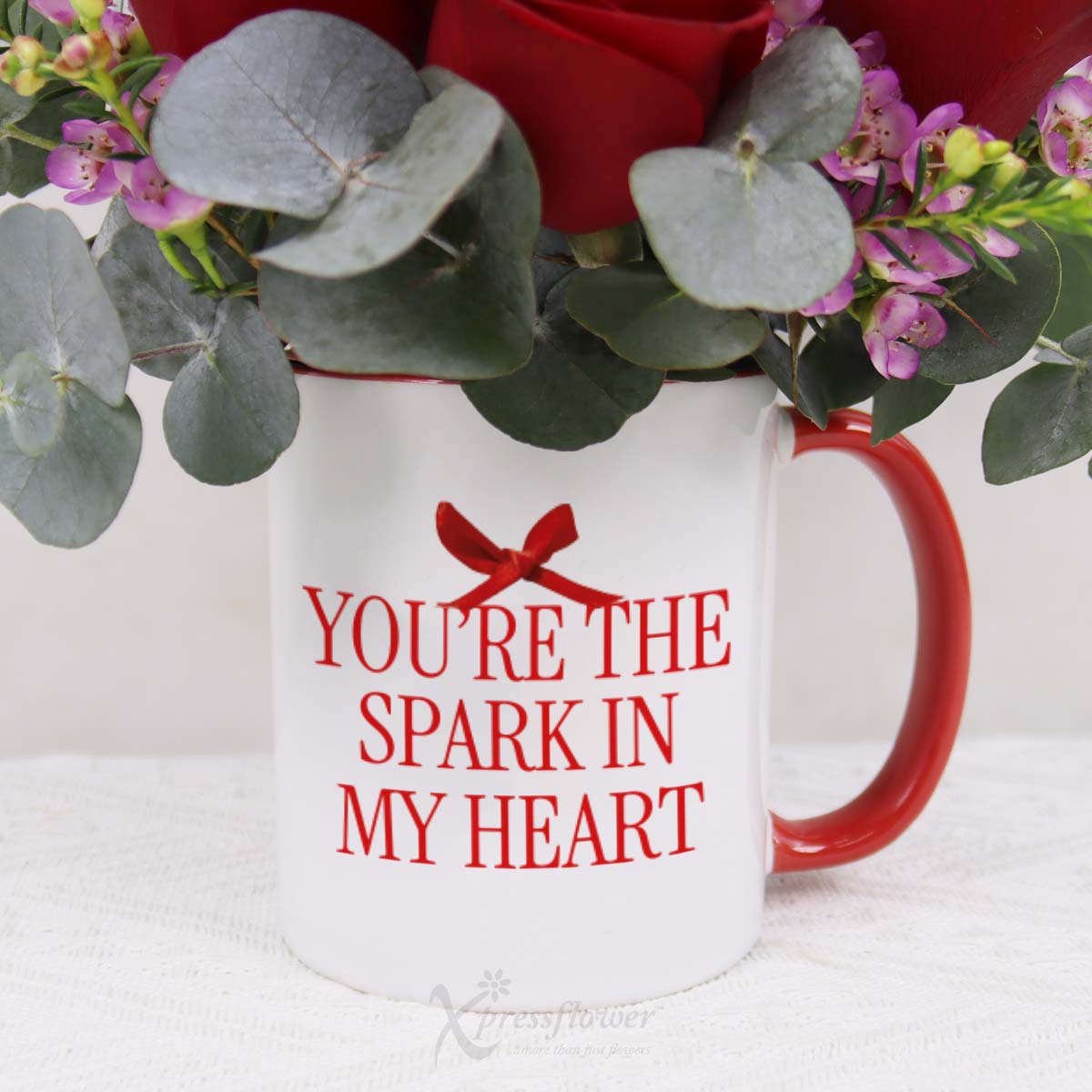 KS2502 Hearty Charms 6 Red Roses with Mini Heart Balloon 1d