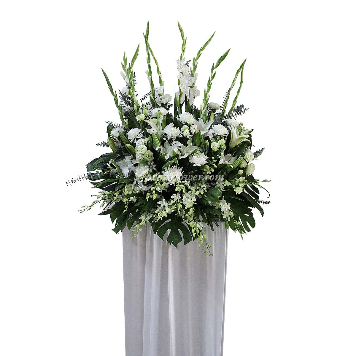 WSC1127 Warm Consolation Wreath Funeral & Condolence Flower Stands 1b 22052023