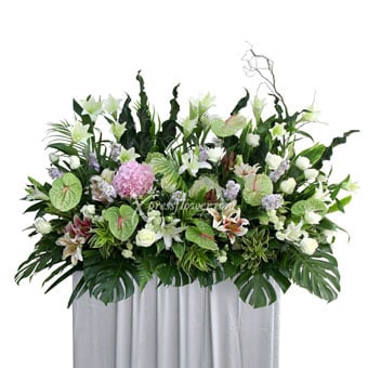 Heartfelt Condolence Funeral Condolence Flower Wreath (L: 110cm)