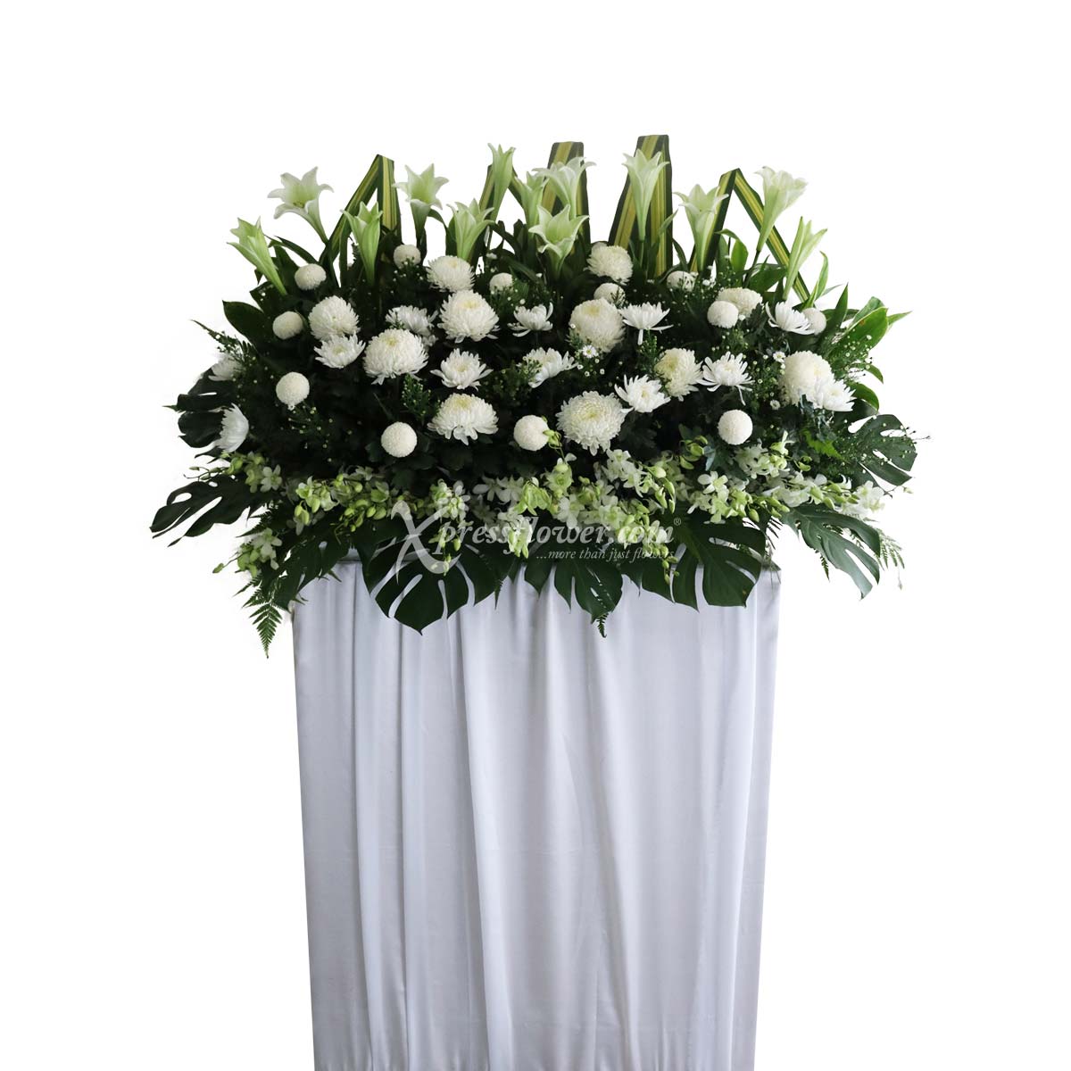 WSC2227 Solemn Peace Funeral Condolence Flower Stand (L: 110cm) 1b