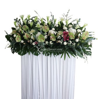 Grand Departure Funeral Condolence Flower Stand (L: 190cm)