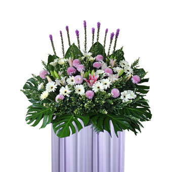 Everlasting Memories (Funeral Condolence Flower Wreath)