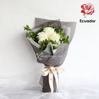Immaculate Purity (3 stalks Premium Ecuador White Roses)