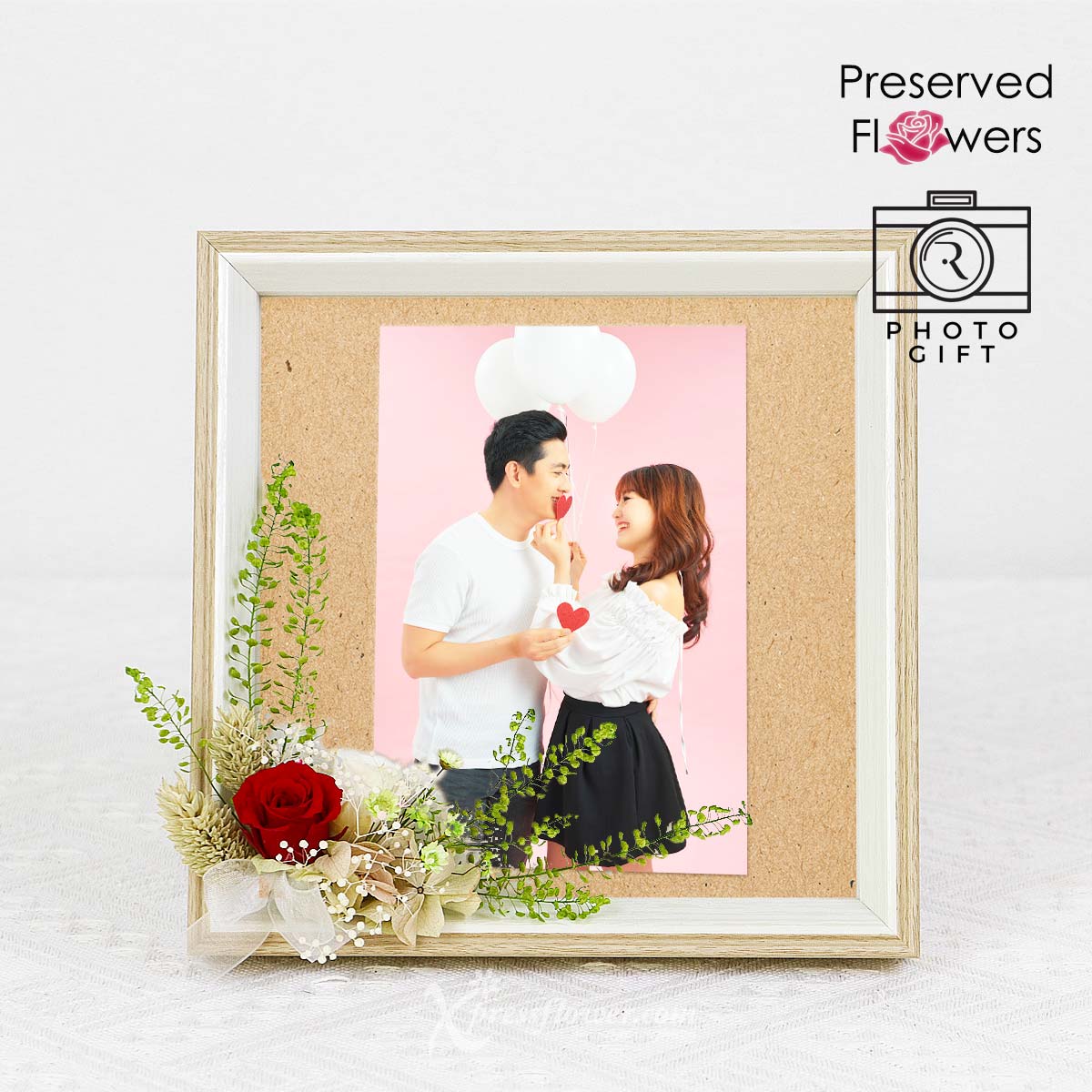 Tender Momento (Preserved Flowers Photo Frame with Personalised Photo)