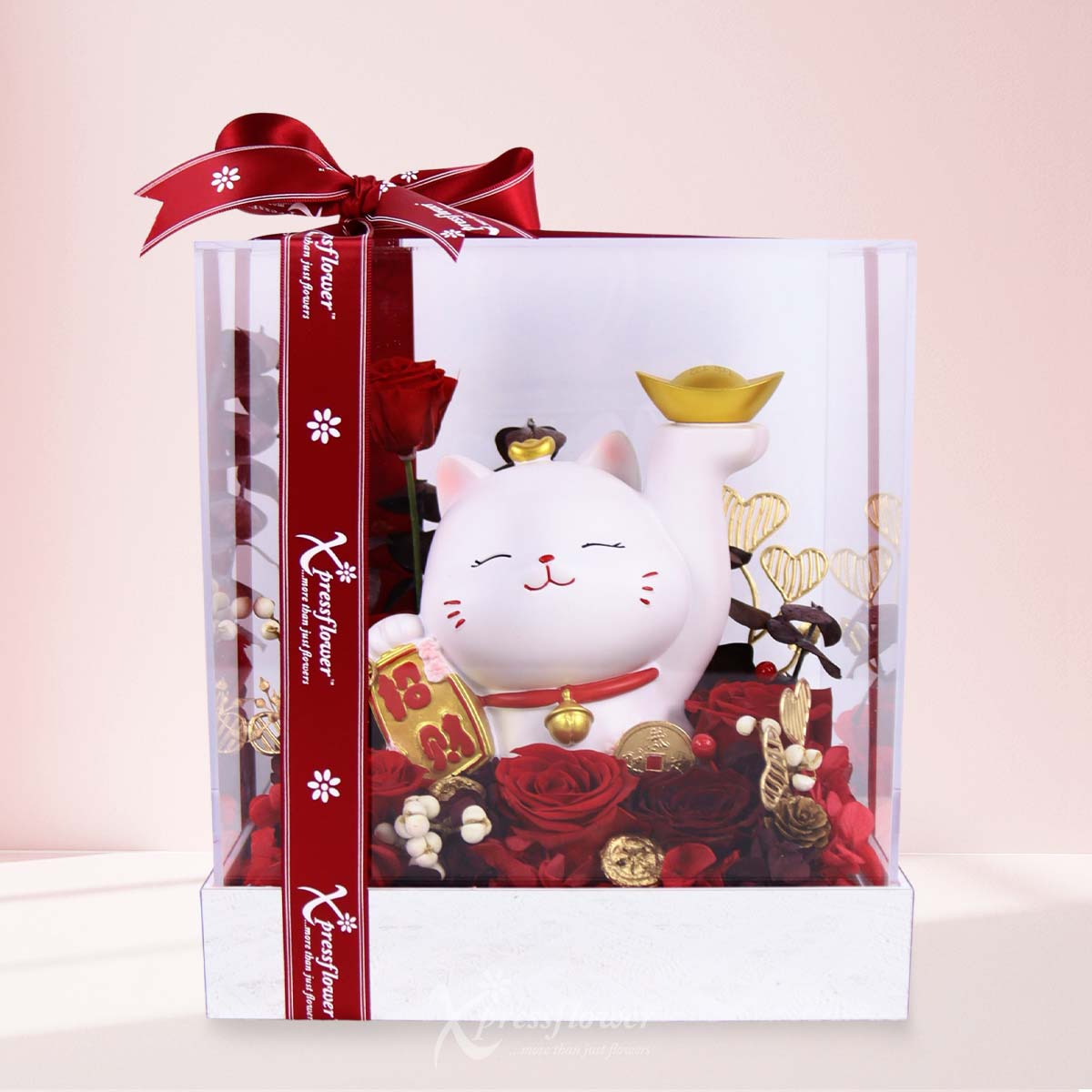 Fortune Charm (Preserved Flowers with Fortune Cat)