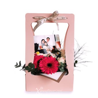 ABU2201 Cherished Admiration (Gerberas & Roses with Magnetic Photo)