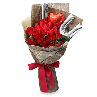 BQ1430_My True Love (18 Red Roses with 'I Heart U' foil balloon)