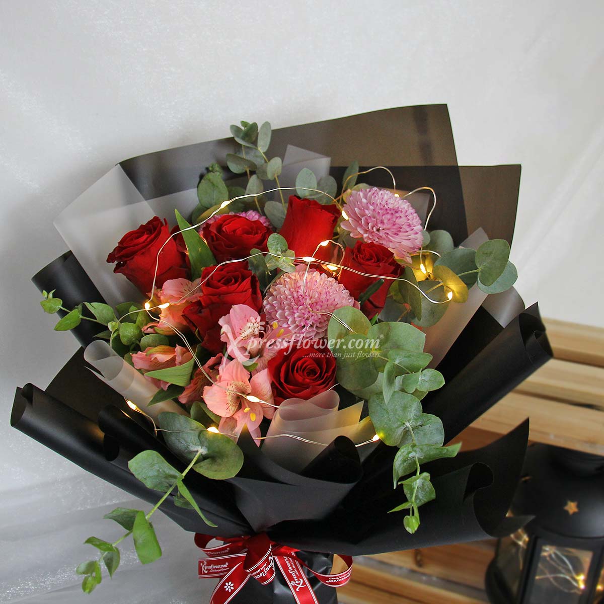 bq2110 Glowing Fantasy 6 Red Roses with LED lights 1b