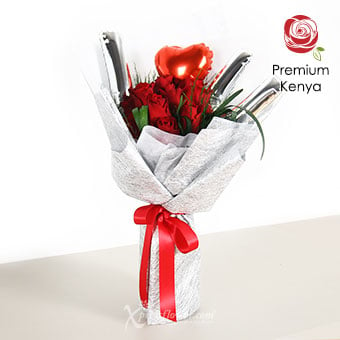 BQ2203 Loving Whispers (9 Red Roses with 'I Heart U' Foil Balloon)