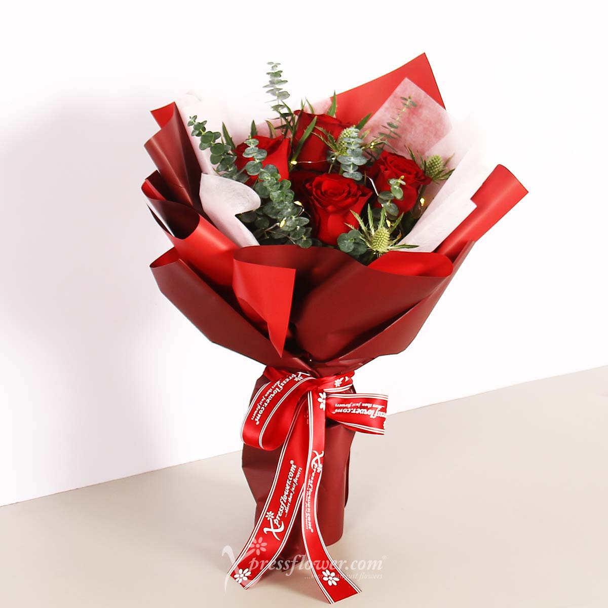 Dazzling Mystery (6 Red Roses with LED Lights)