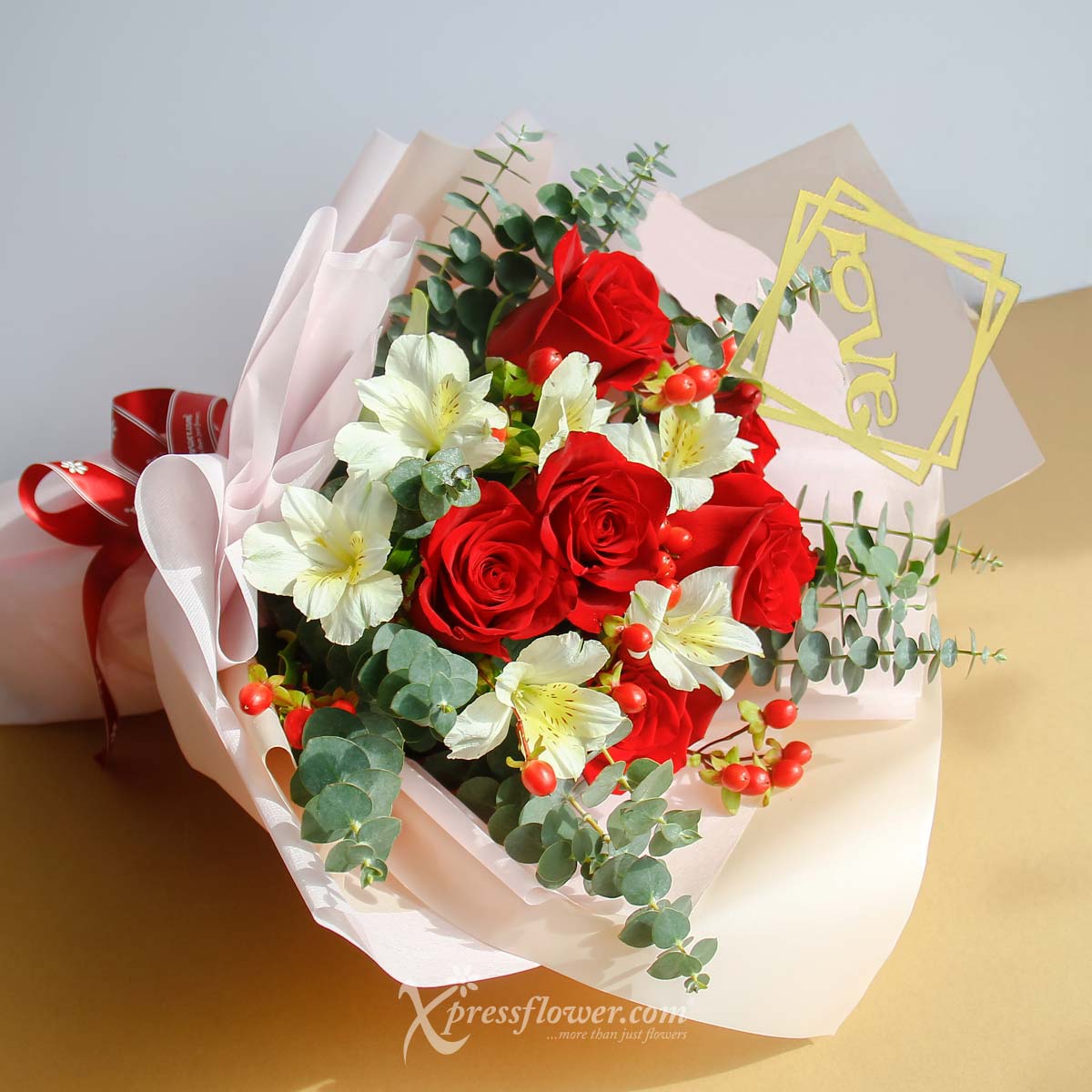 bq2222 quixotic love 6 red roses square love new 1b