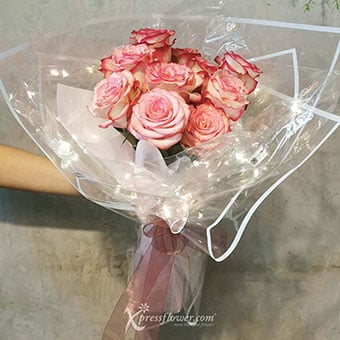 Blossoming Blushes (12 2-Tone Pink Roses) 
