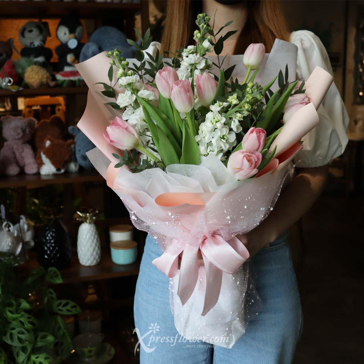 BQ2308 Passionate Monroe (10 Pink Tulips) 4a