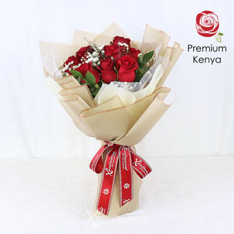 Rosy Charm (12 Red Roses)