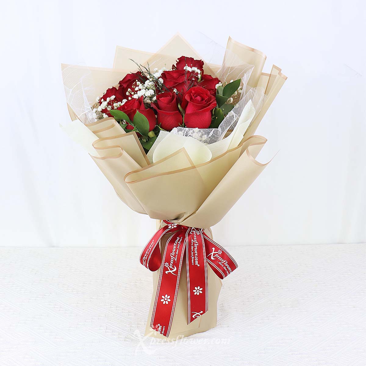 Rosy Charm (12 Red Roses)
