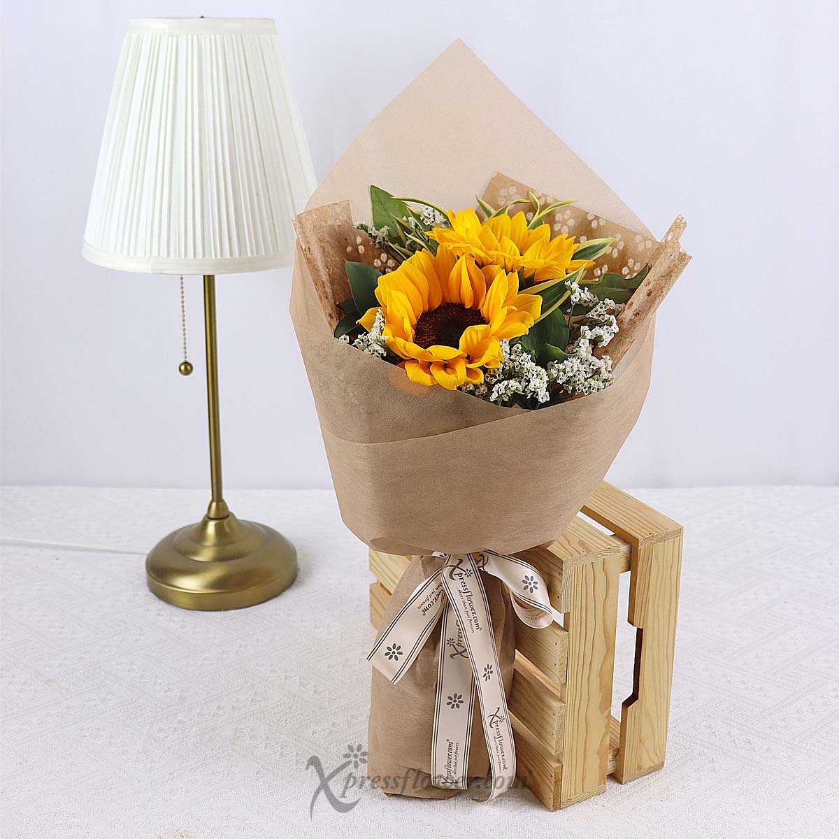 BQ2316 Sunshine Supernova (2 Sunflowers) 3a