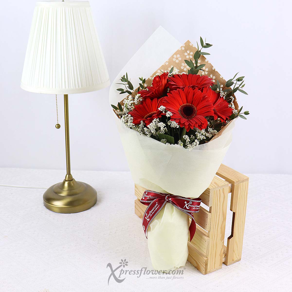 BQ2317 Passionate Blaze (5 Red Gerberas) 3a