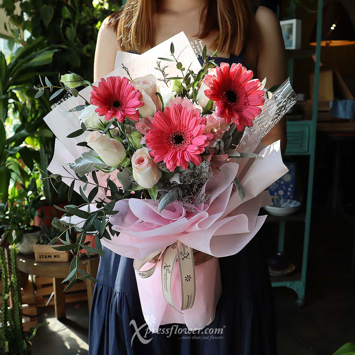 BQ2322 Garden Serenade (6 Center Pink Roses & 3 Dark Pink Gerberas) 4a