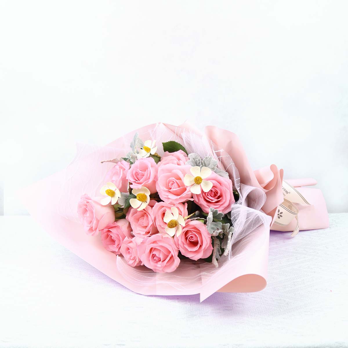 BQ2548 Ever Sweet 12 Pink Roses 1b