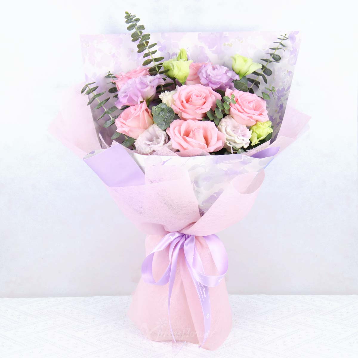 Pink Petals (6 Pink Roses)