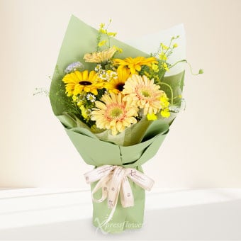 Meadow Bloom (6 Mix Champagne & Mango Gerberas) 