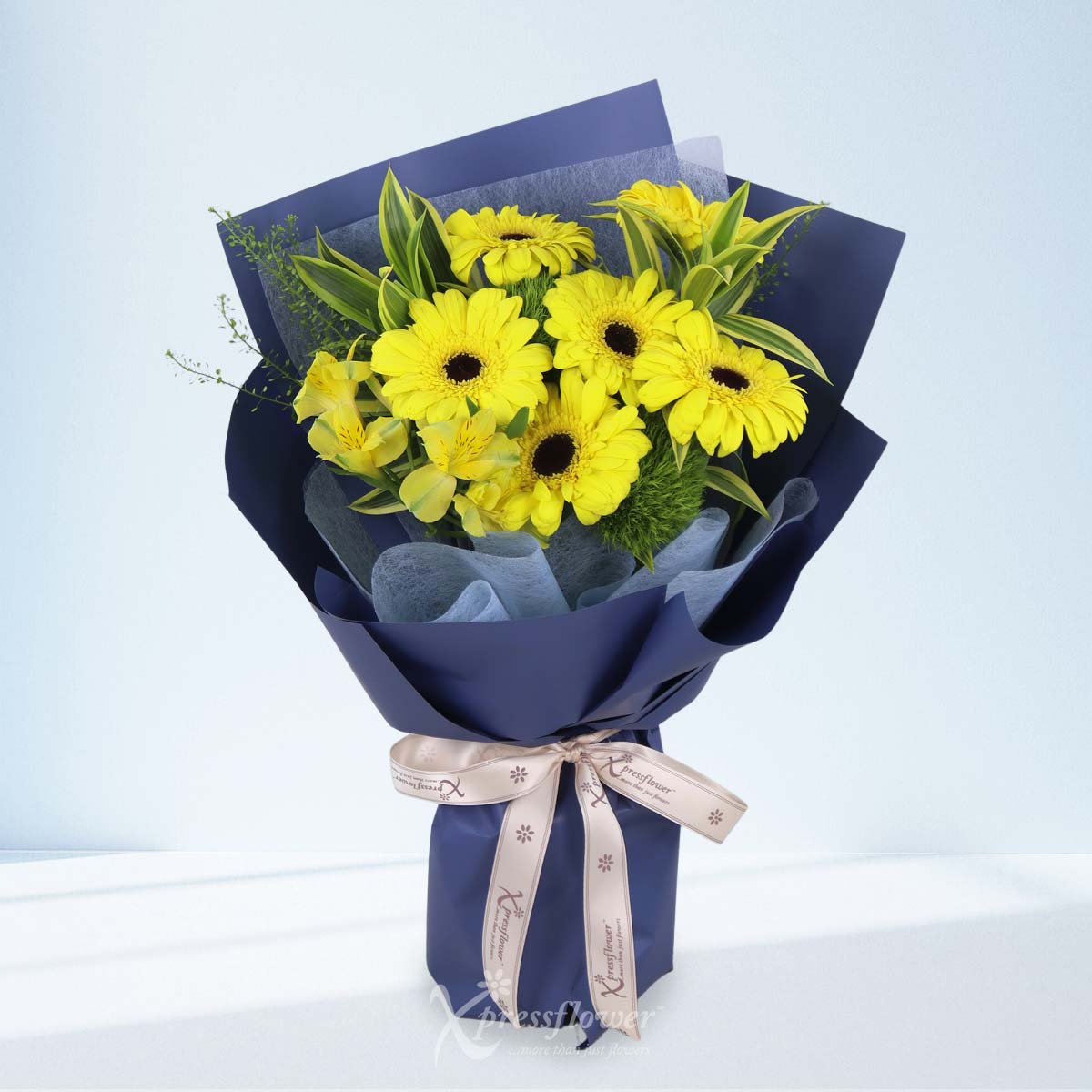 Golden Horizon (6 Yellow Gerberas)